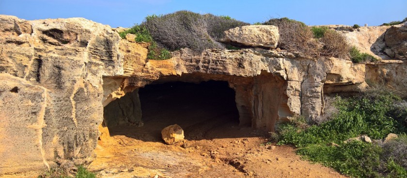 Cyclops Cave