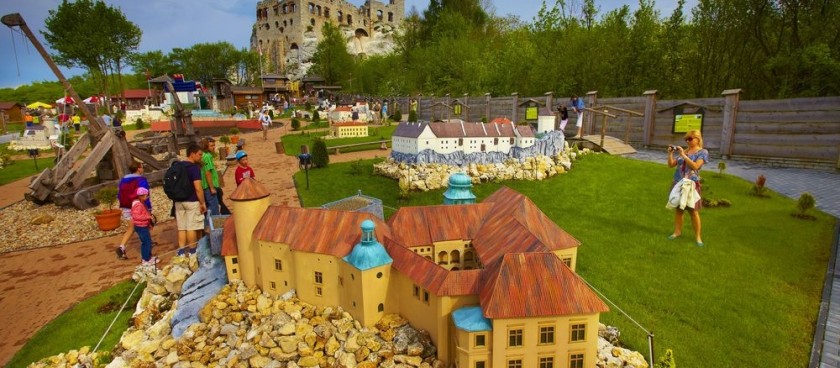 Ogrodzieniec Miniature Park