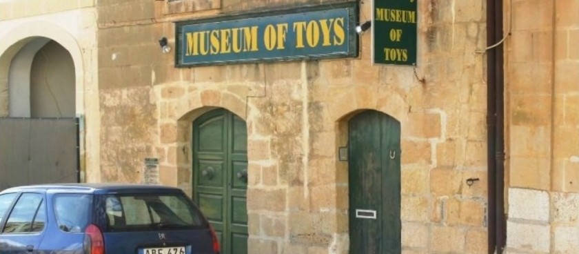 Pomzkizillious Toy Museum