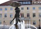 Sculpture of Kissing Students